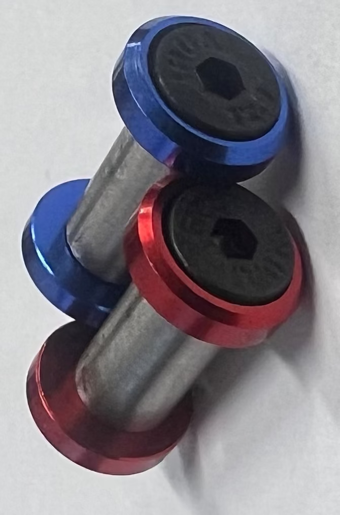Screw for shaft - Black small screw with colored washer