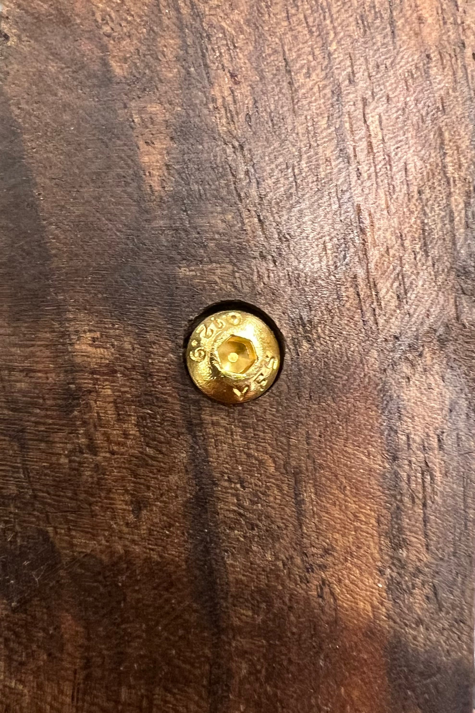 Screw to shaft - Small rounded screw