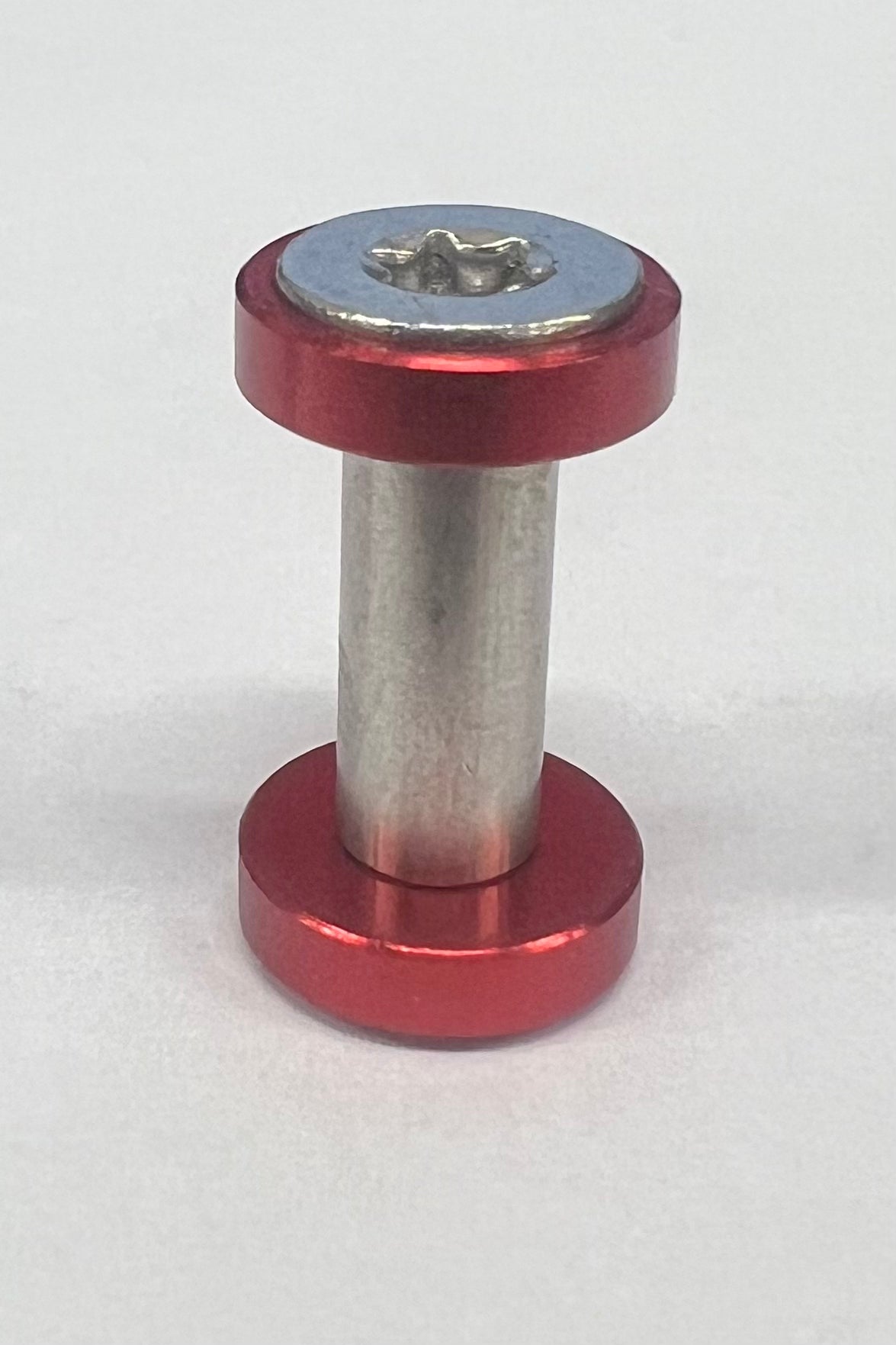 Screw to shaft - Screw with colored washer
