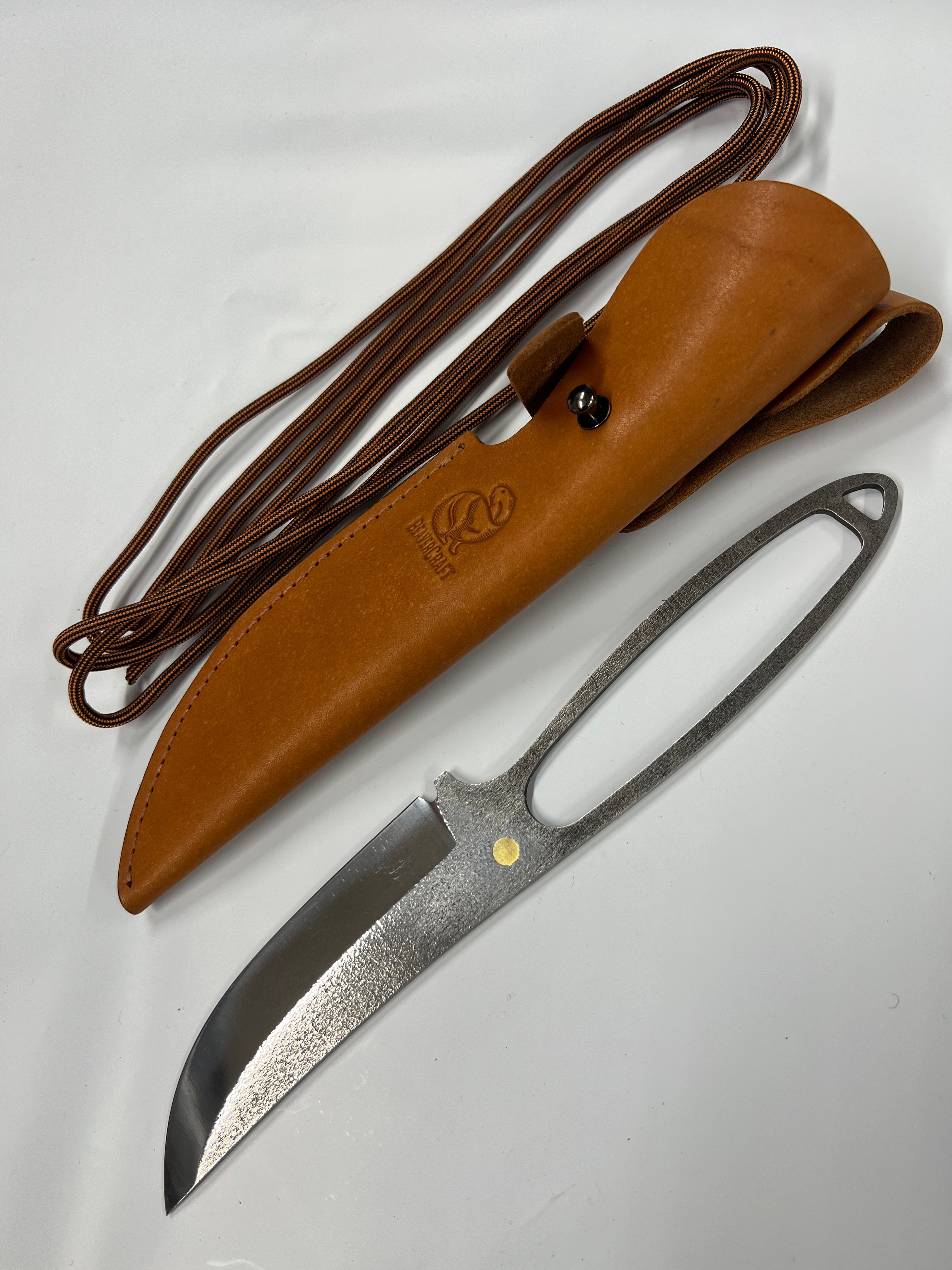 Skeleton knife SNK1 with leather sheath