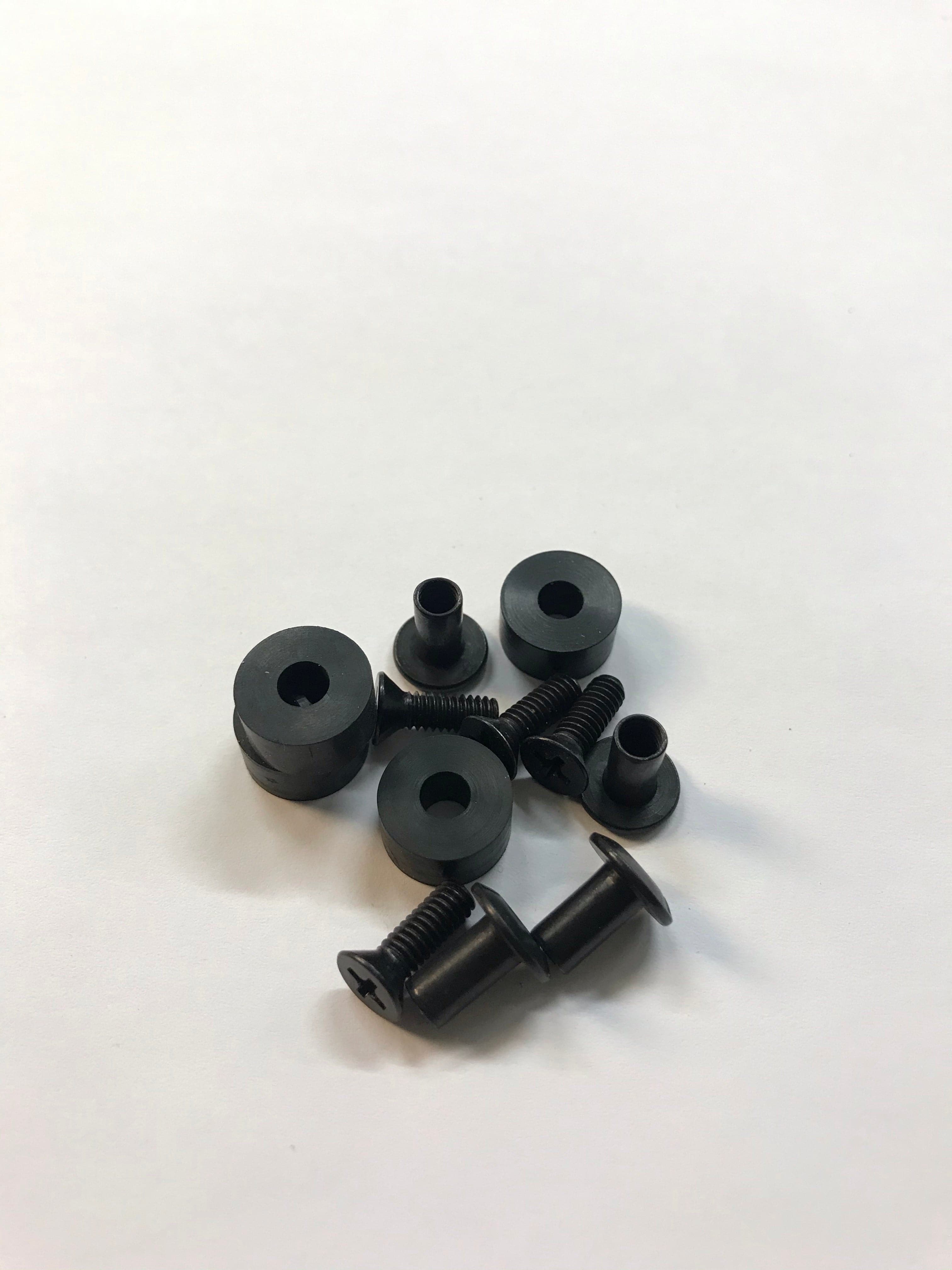 Screw set for KYDEX