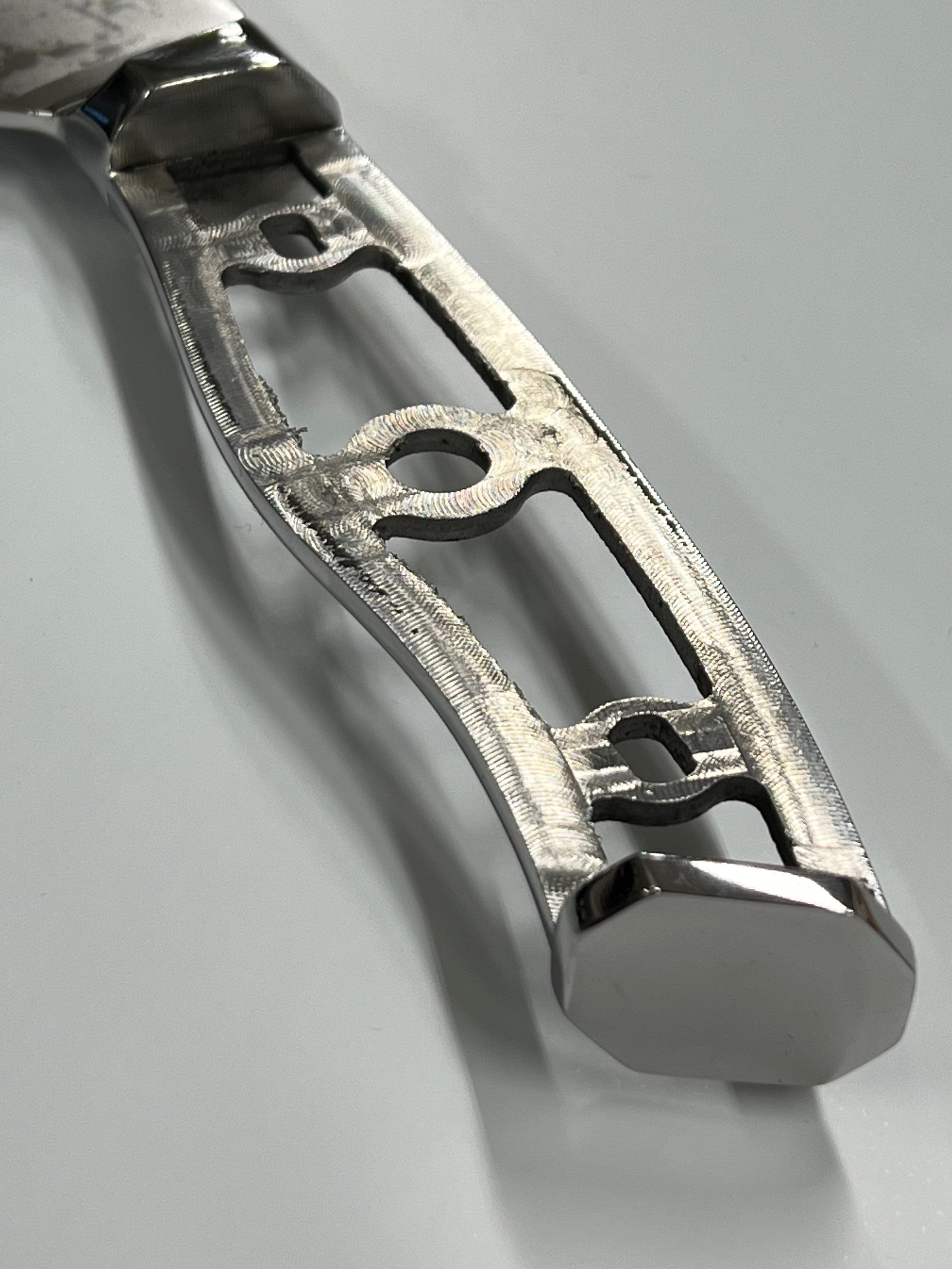 Santoku - AUS10 Damask Chef's knife 8" full tang with sockets