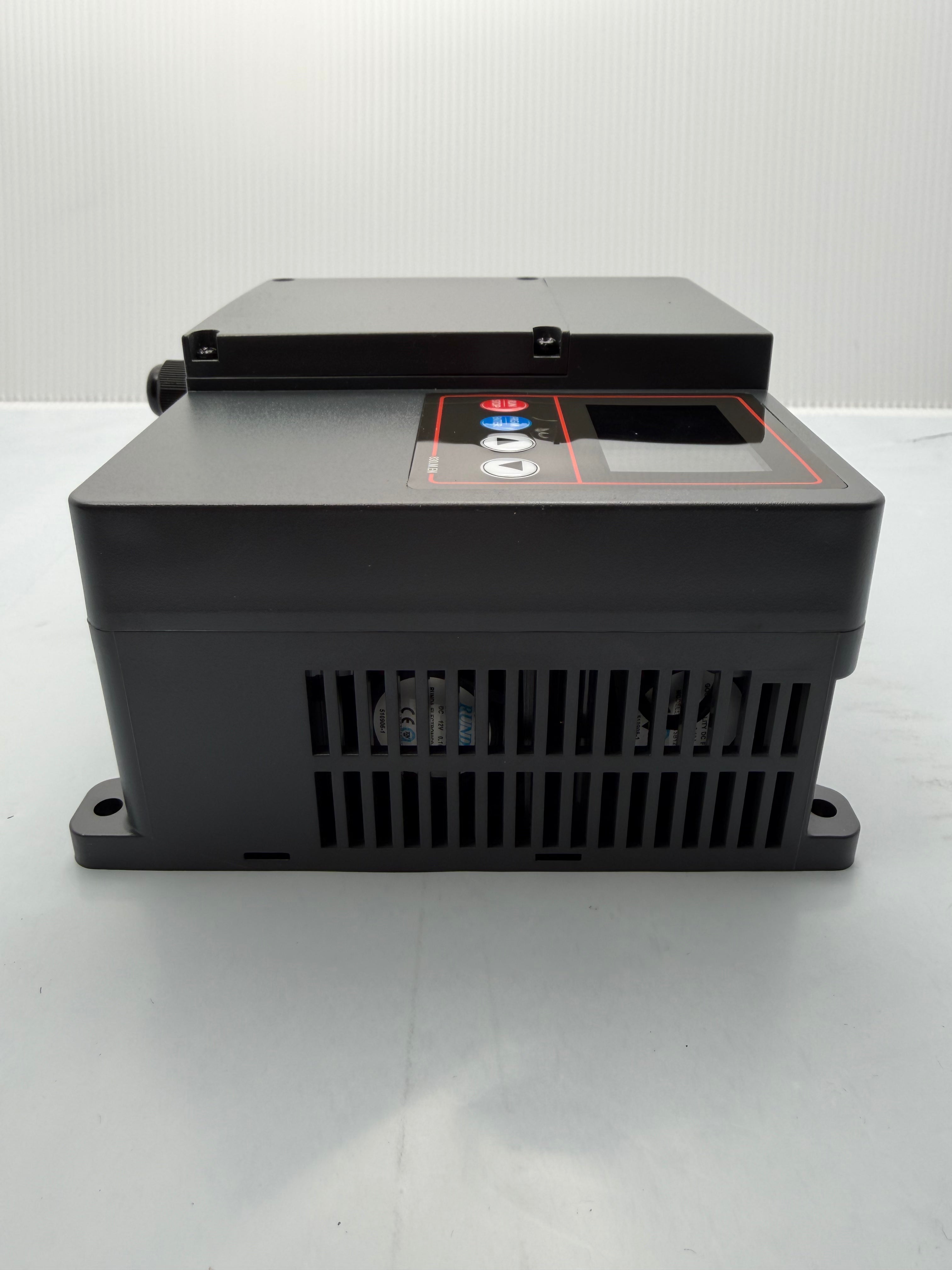 Frekvensomformer Hastighetsstyring for slipemaskin S1 VFD 1.5kW 230V 1-fase til 3-fase