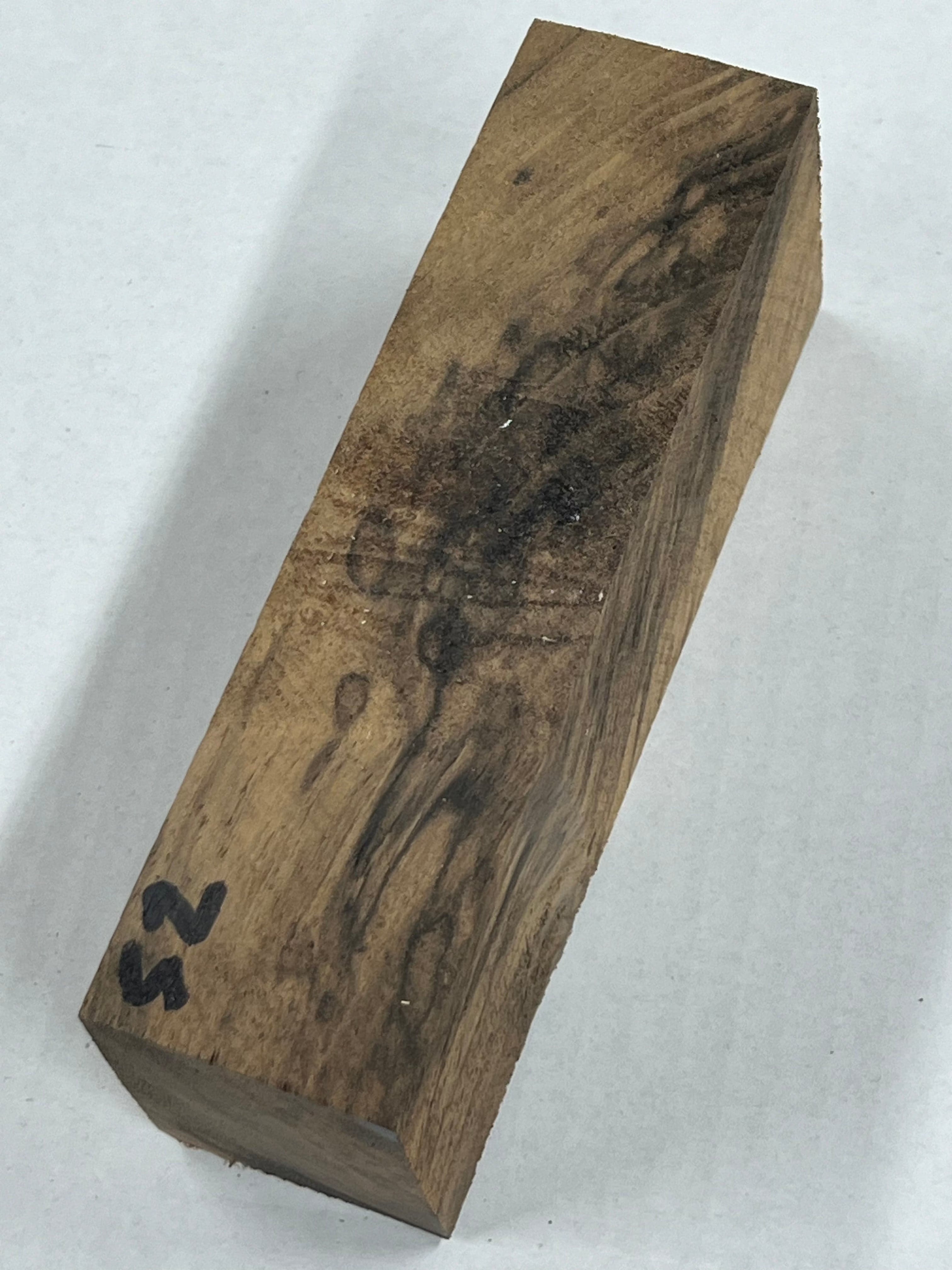 Premium Walnut No. 52