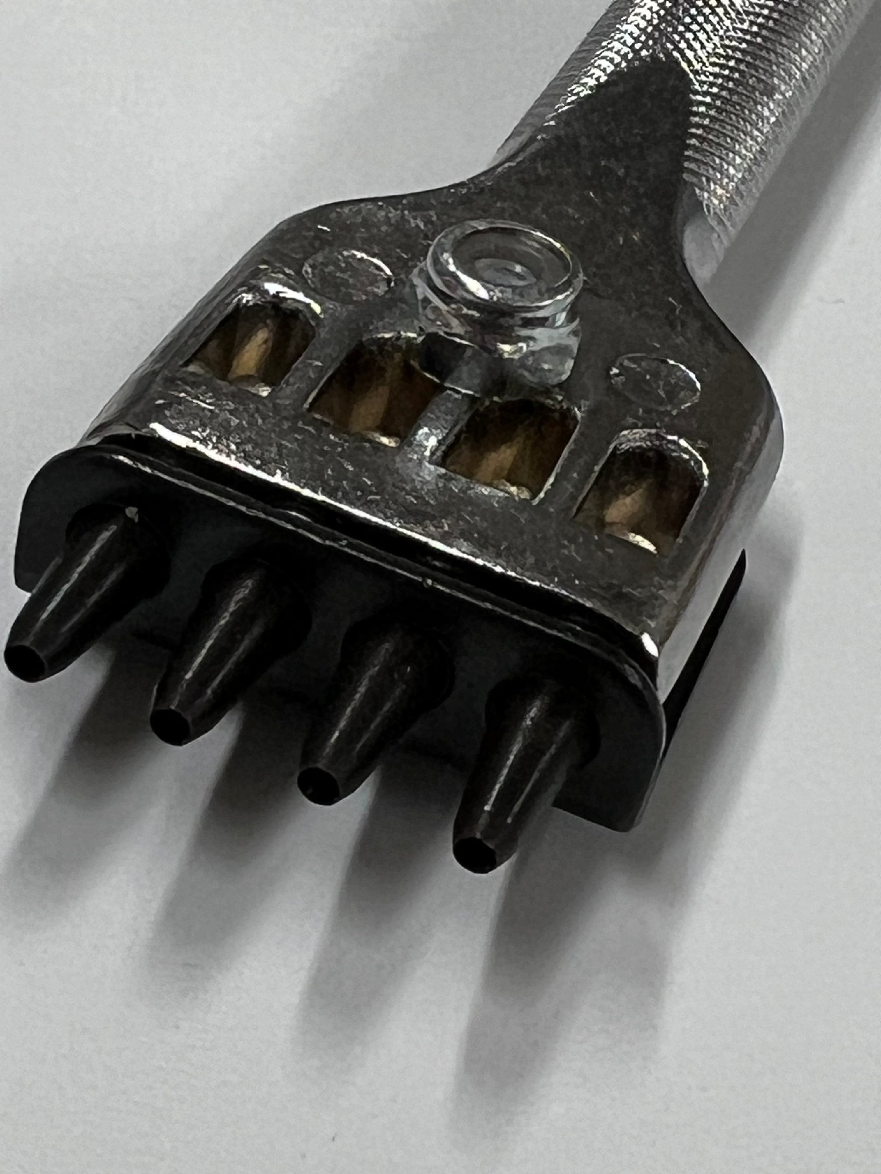 Hole punch 4 in 1