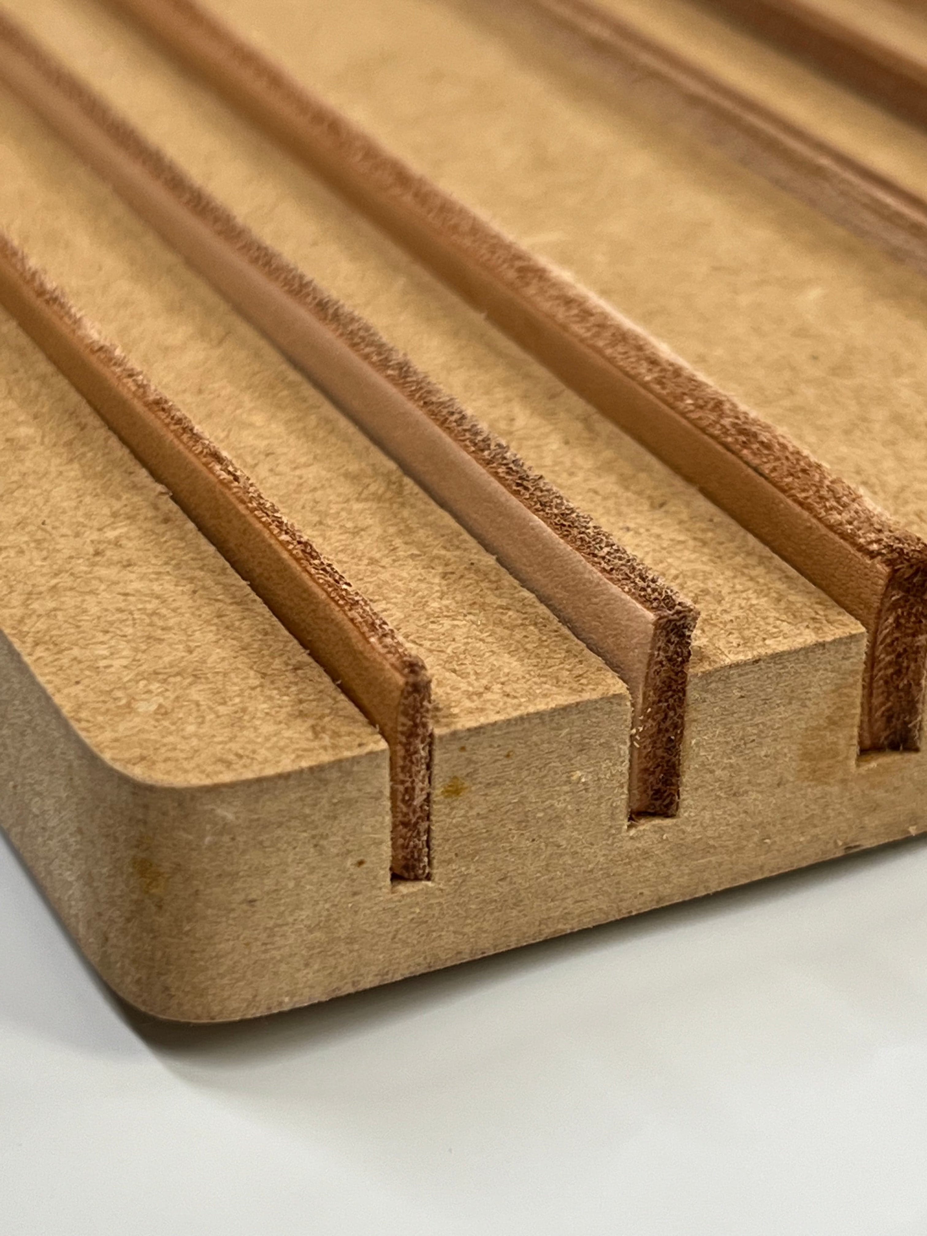 Polishing tools for edge cutters