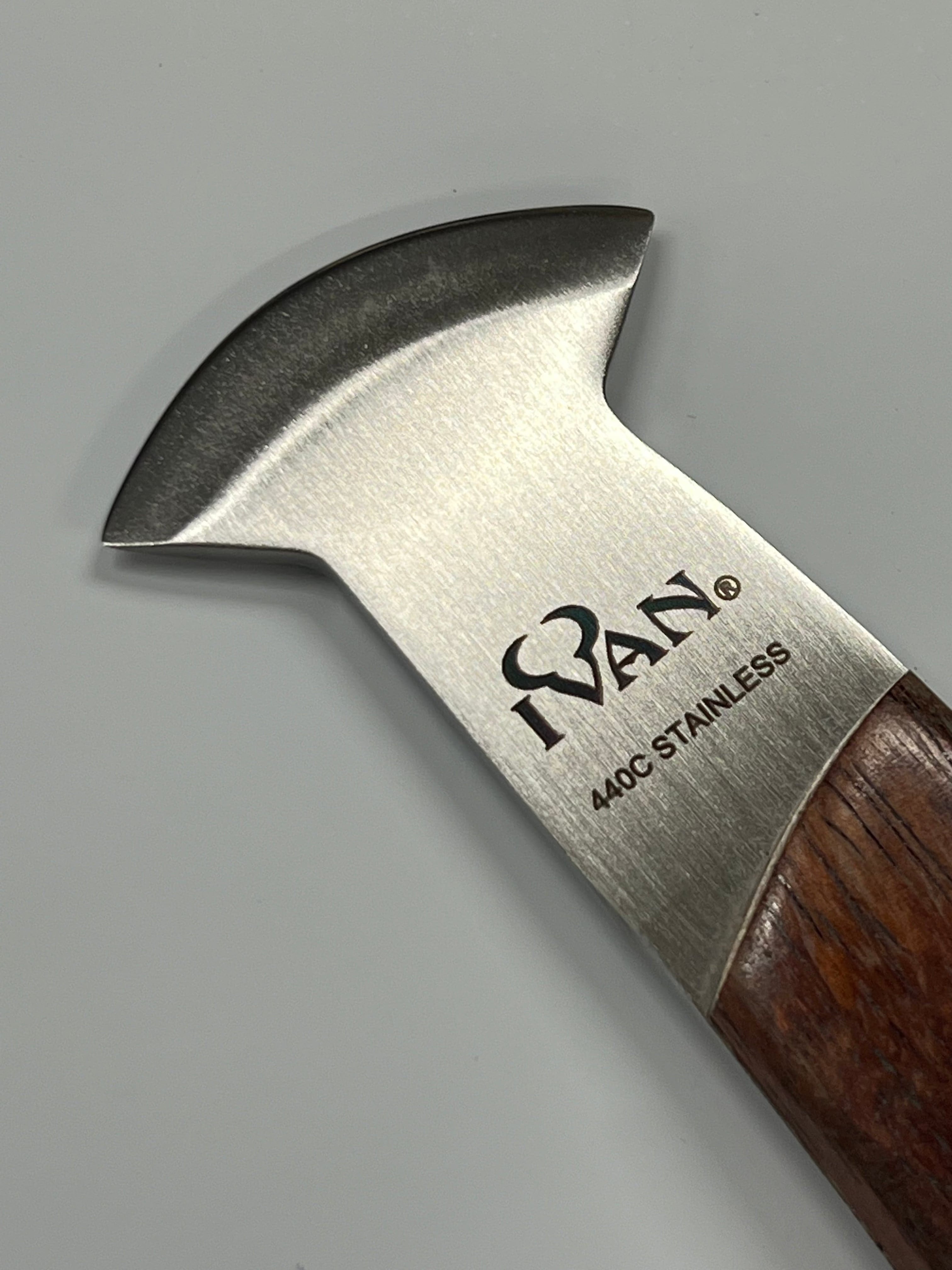 Rounded small French style leather knife