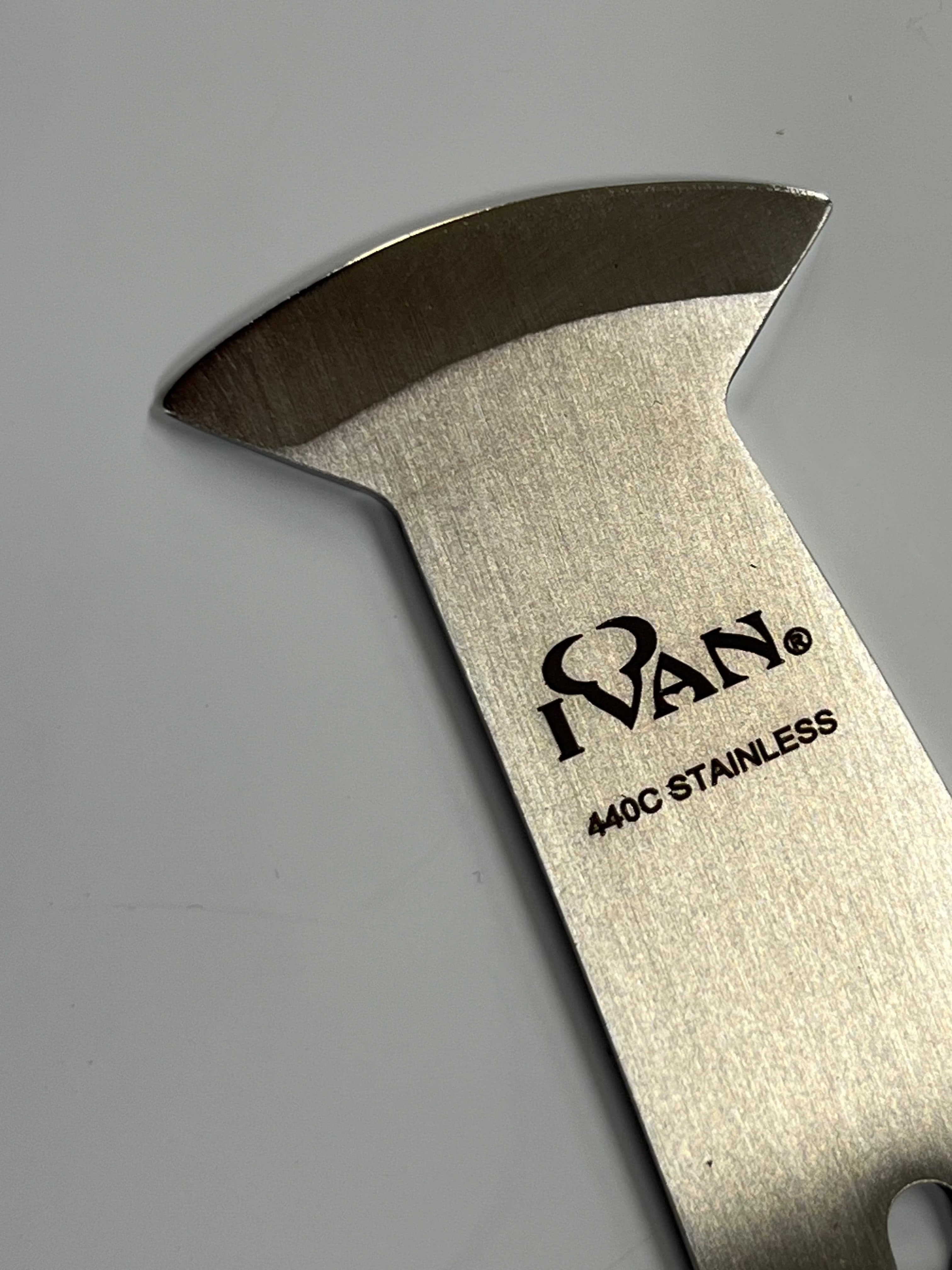 Rounded small leather knife blade in French style