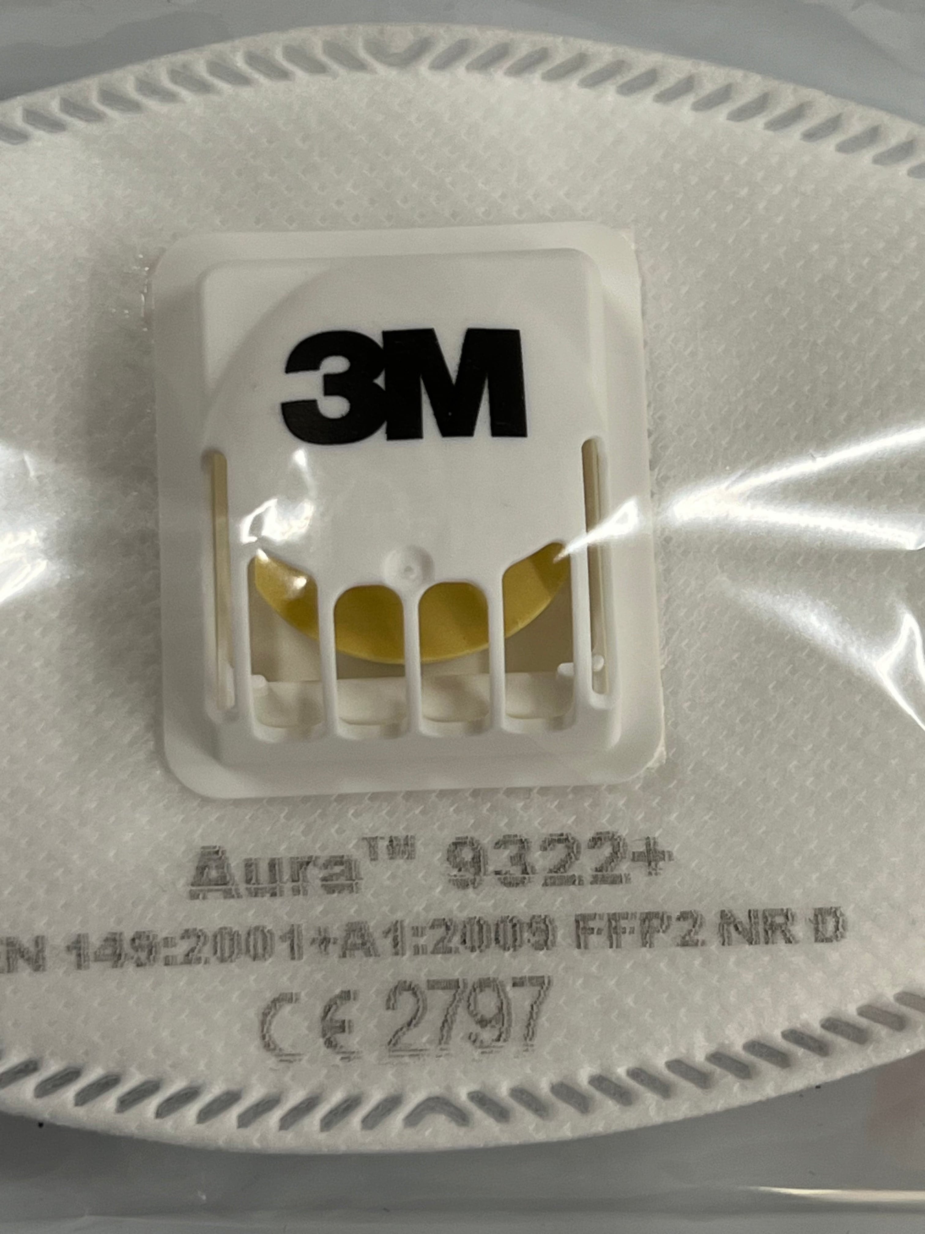 3M Aura Particulate dust masks with valve