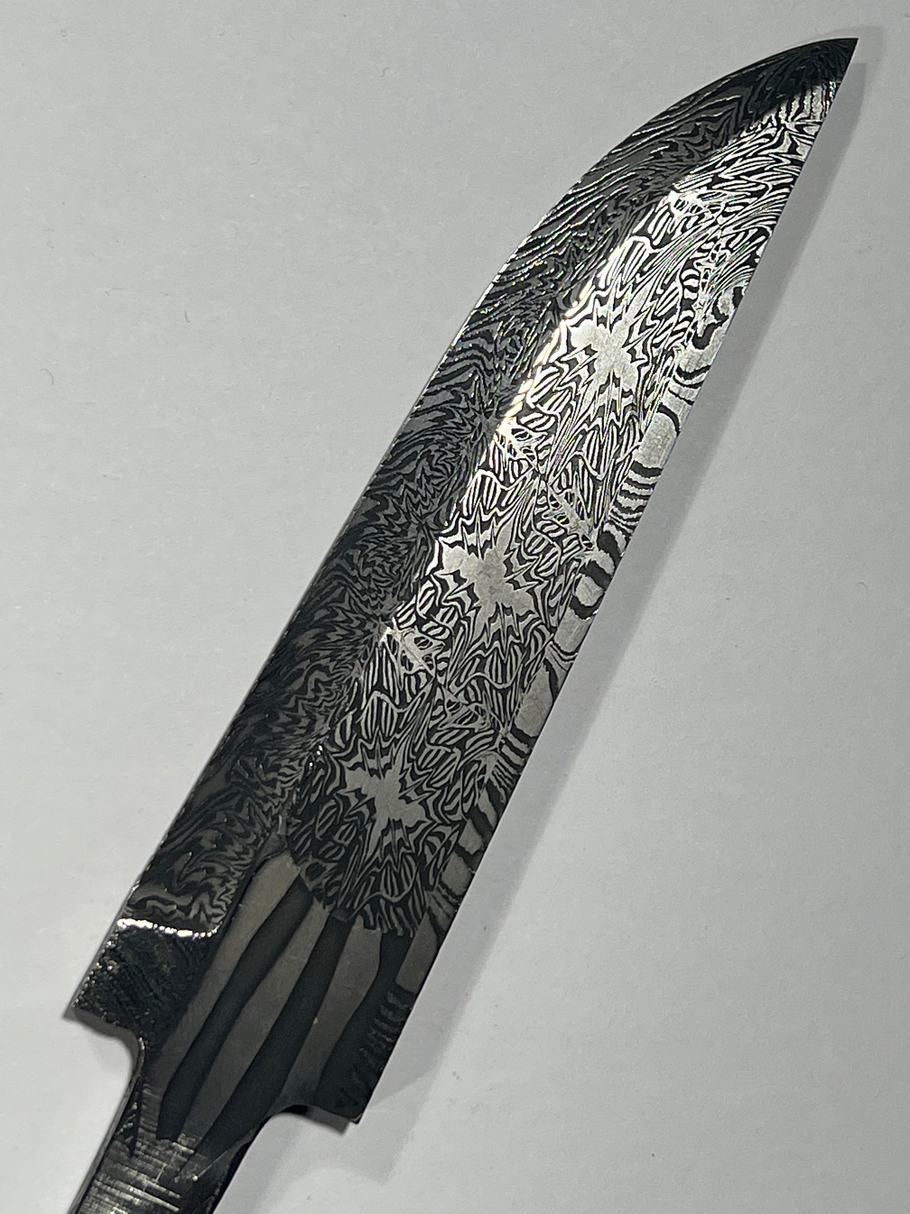 Frode Misund Damask Leaf