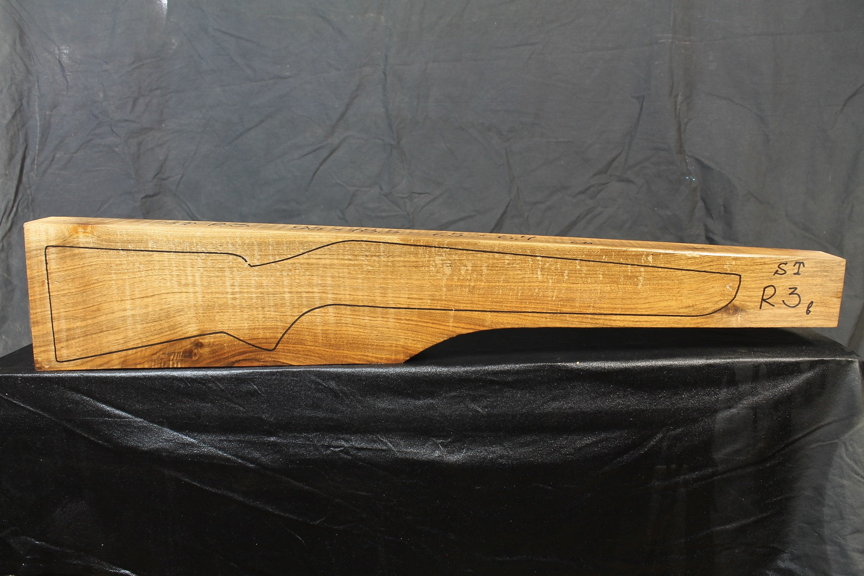 Rifle Stock Blank Turkish Walnut Standard STR03