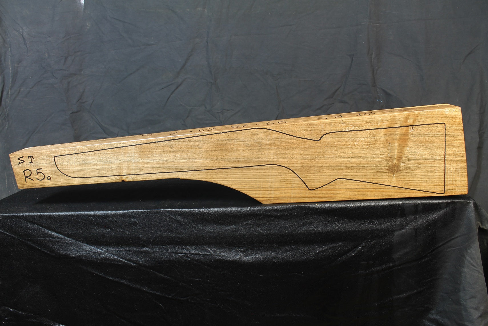 Rifle Stock Blank Turkish Walnut Standard STR05