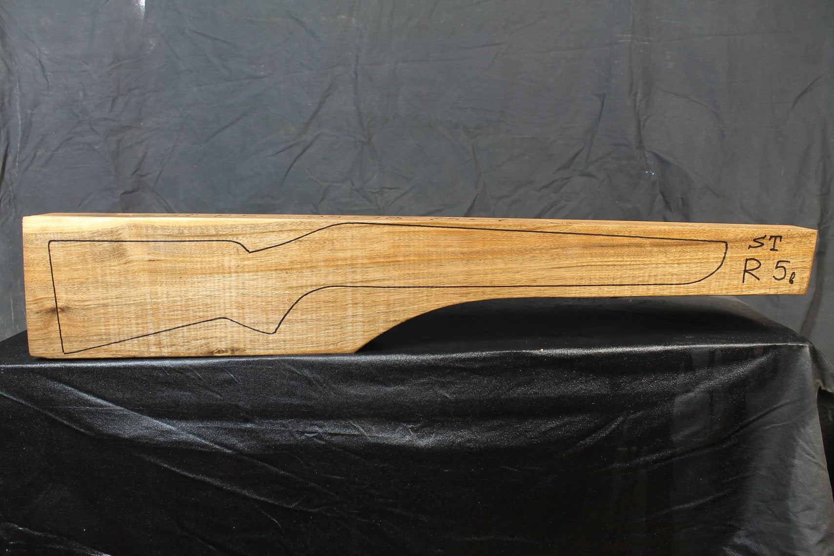Rifle Stock Blank Turkish Walnut Standard STR05