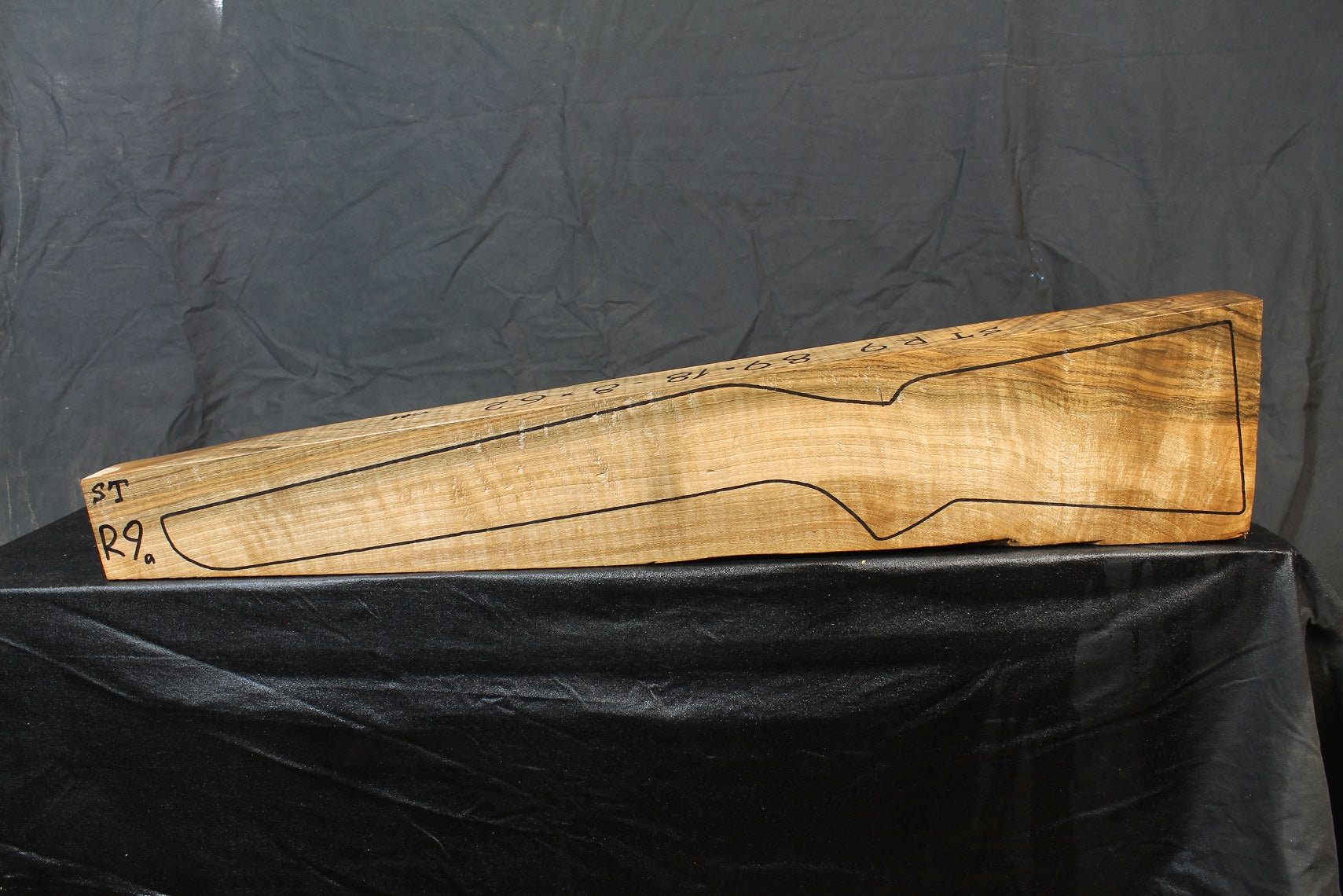 Rifle Stock Blank Turkish Walnut Standard STR09