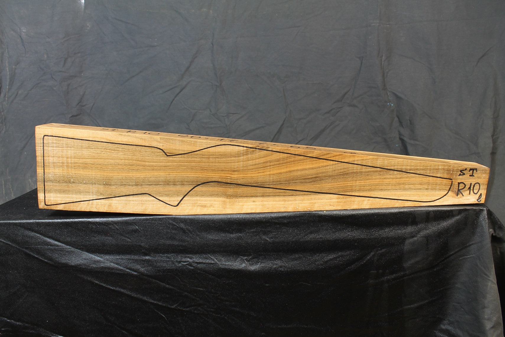 Rifle Stock Blank Turkish Walnut Standard STR10