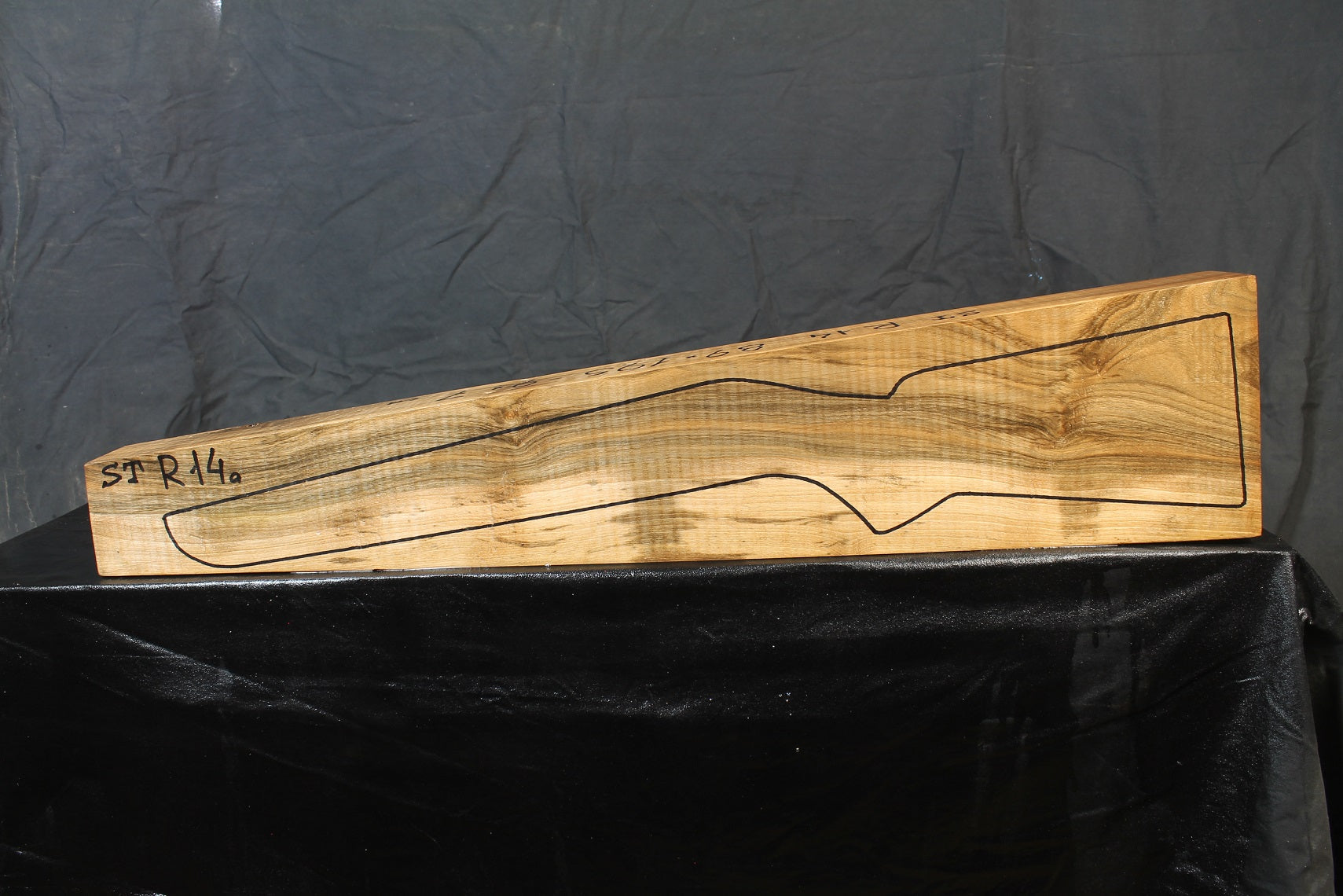 Rifle Stock Blank Turkish Walnut Standard STR14