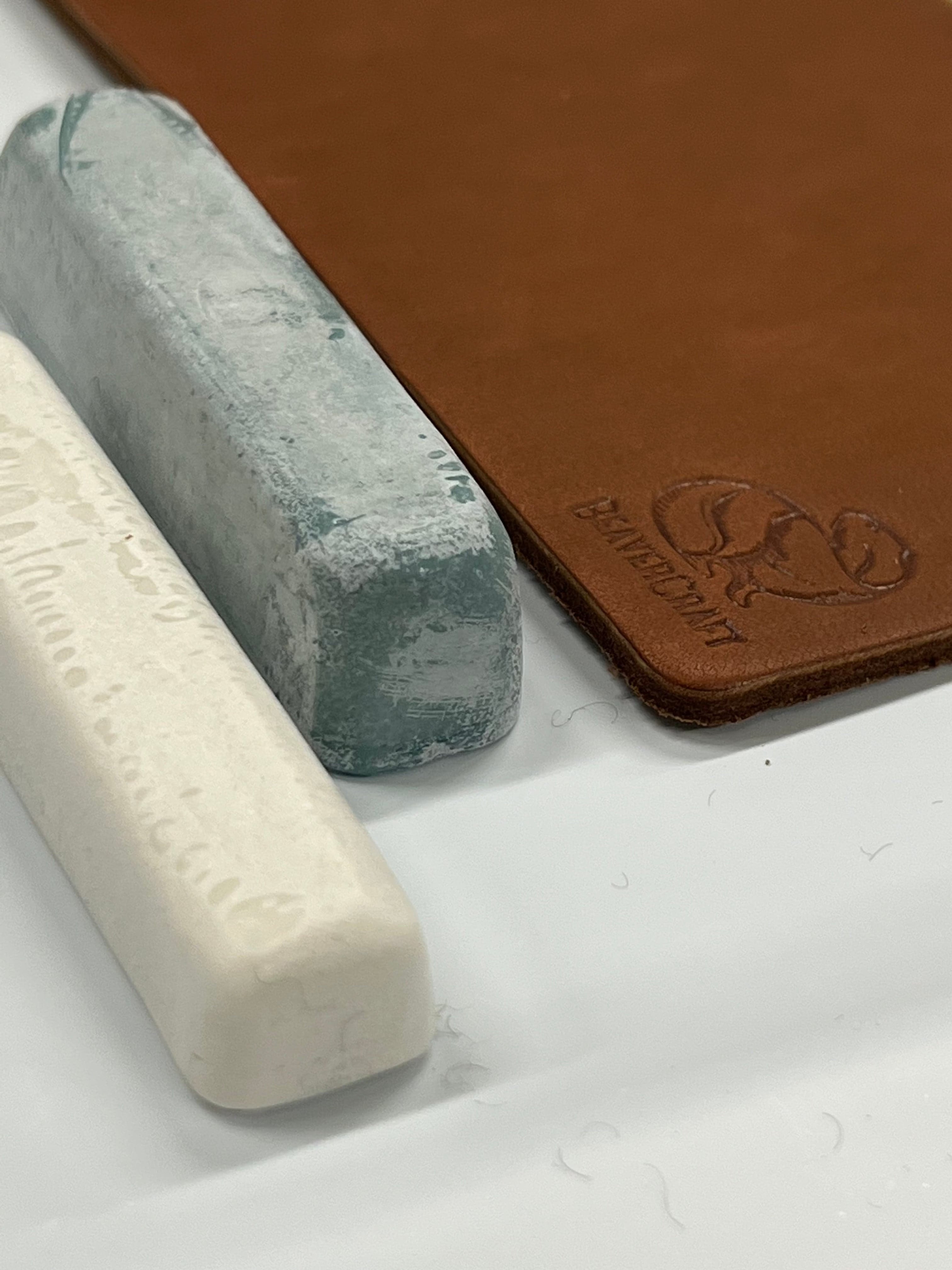 Leather strap 200x75mm incl. 2 types of sanding paste 