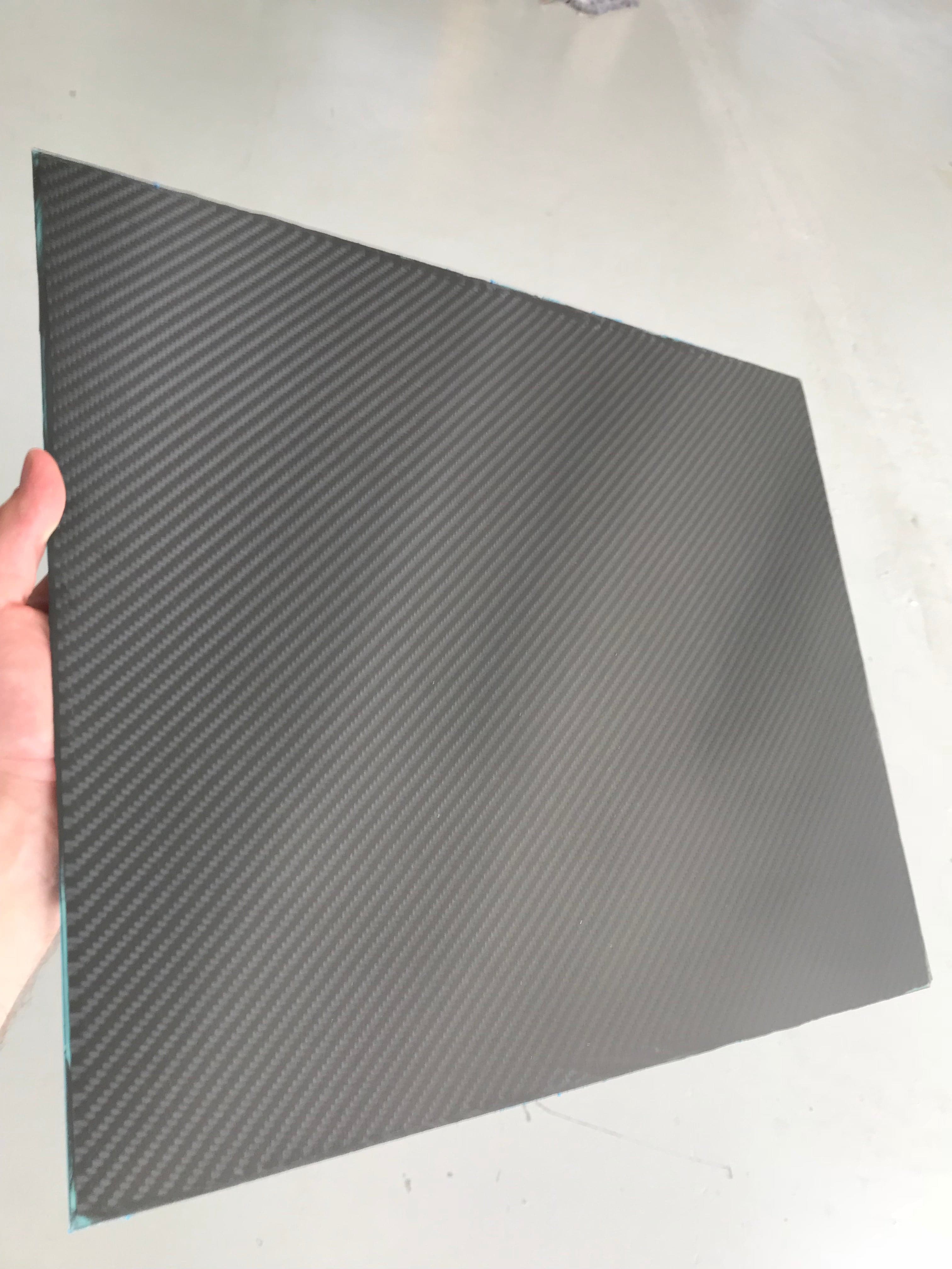 Carbon fiber plate